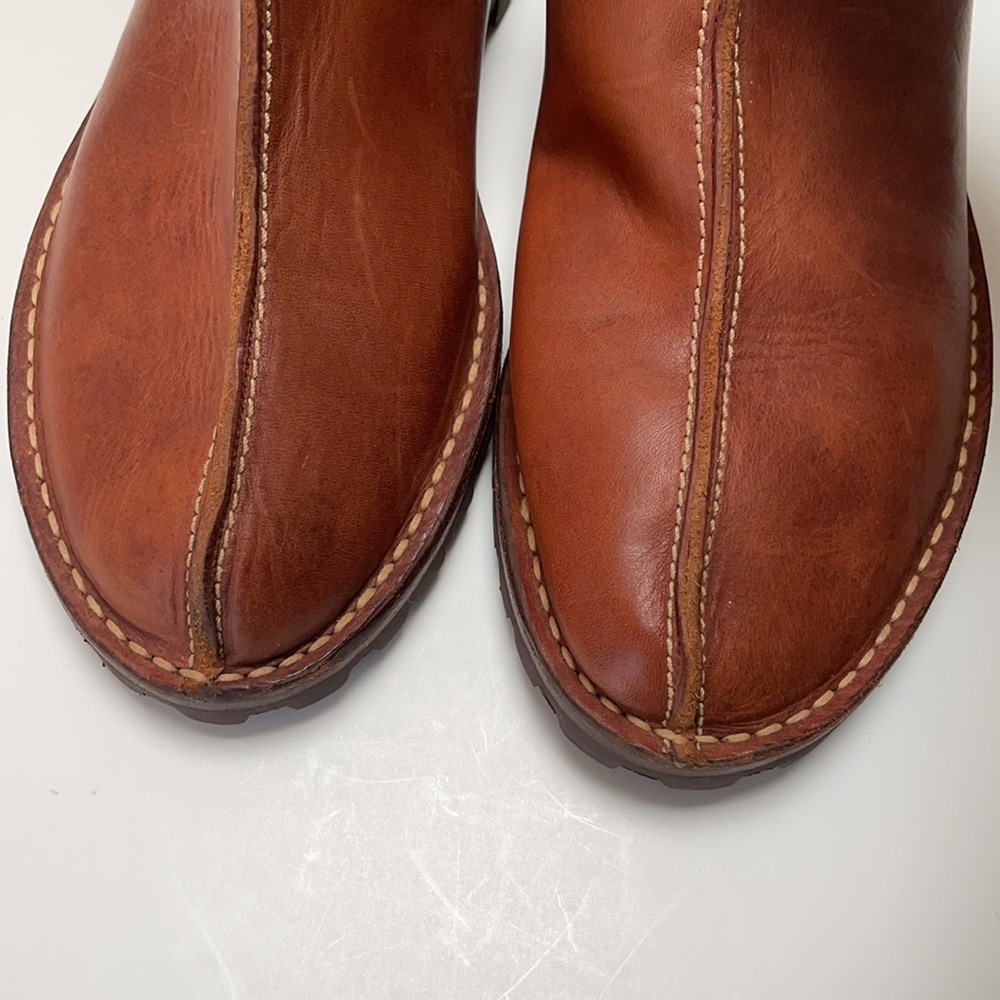 COLE HAAN Vintage Classic Brown Leather Boots - Picture 3 of 7